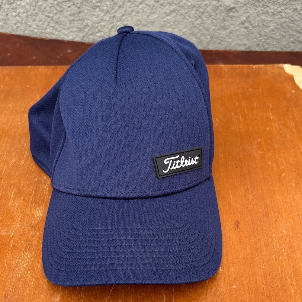 Titleist Navy Cap with White Stripe Detail
